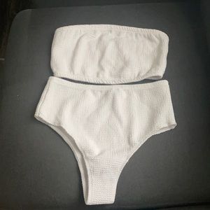 Bathing suit all white Never worn, size medium